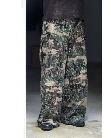 N.G.O 카모플라쥬 카고 팬츠 2WAY