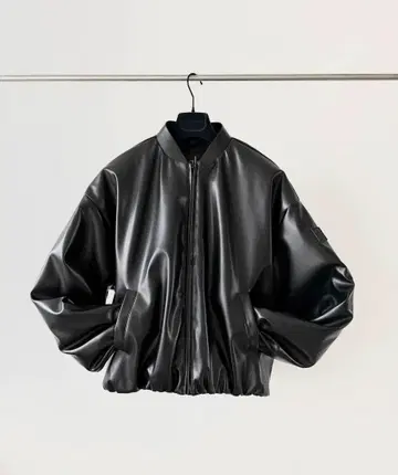 Alo 블랙 합성 피혁 봄버 자켓 - M