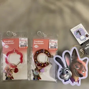 주토피아 도넛형 카라비너 키링 2종과 쇼핑백 세트