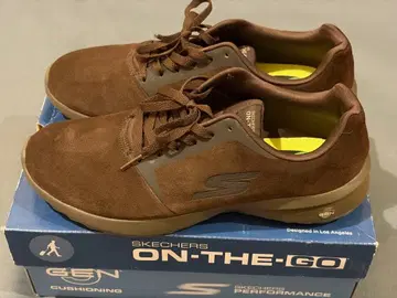 SKECHERS ON-THE-GO 브라운 스니커즈