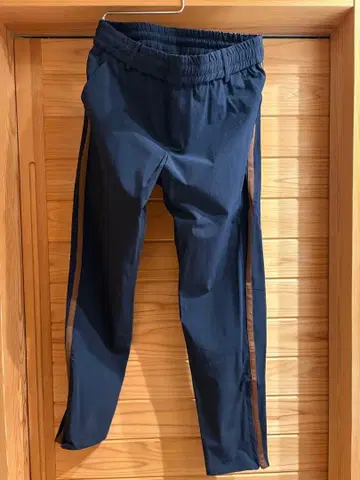 엘르그완 HERG1 윈드프루프 팬츠 네이비 사이즈 VI XL