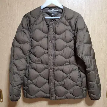 유니클로 White Mountaineering 울트라 라이트 다운 M