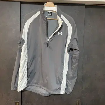 언더아머 하프 지퍼 아우터 그레이