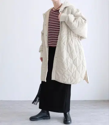 퀼트 후드 부착 코트