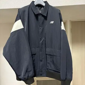 New Balance XL MET24 Varsity Jacket