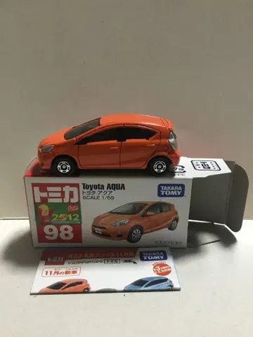 토미카 도요타 아쿠아
