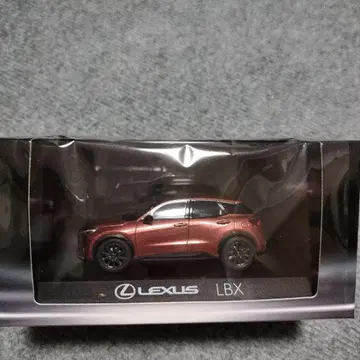 LEXUS LBX 소닉 카퍼 미니카