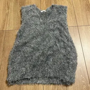 LOWRYSFARM 샤기 베스트