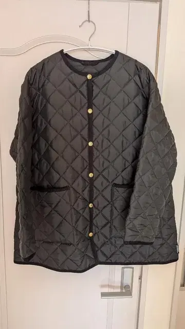 트래디셔널 웨더웨어 아크리