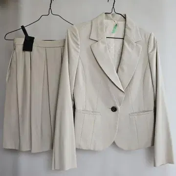 입학식, 입학식 베이지 자켓 스커트 세트