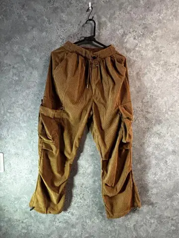 브라운 코듀로이 카고 팬츠