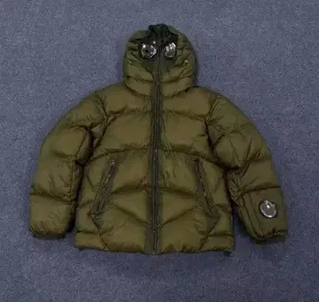 후드 부착 다운 자켓 올리브 그린