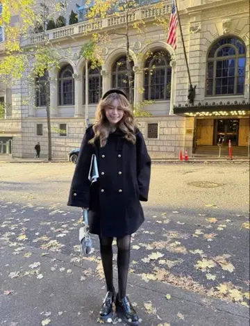 THE TOE Tiergarten Coat