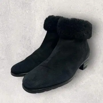 새상품급 요시노야 숏부츠 보아 스웨이드 블랙 앵클부츠 23.0