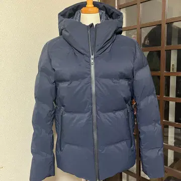 [컨디션 최상] UNIQLO 후드 부착 다운 자켓 S 네이비
