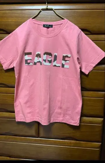 새상품급 비즈 자수 솔로텍스 반팔 T셔츠