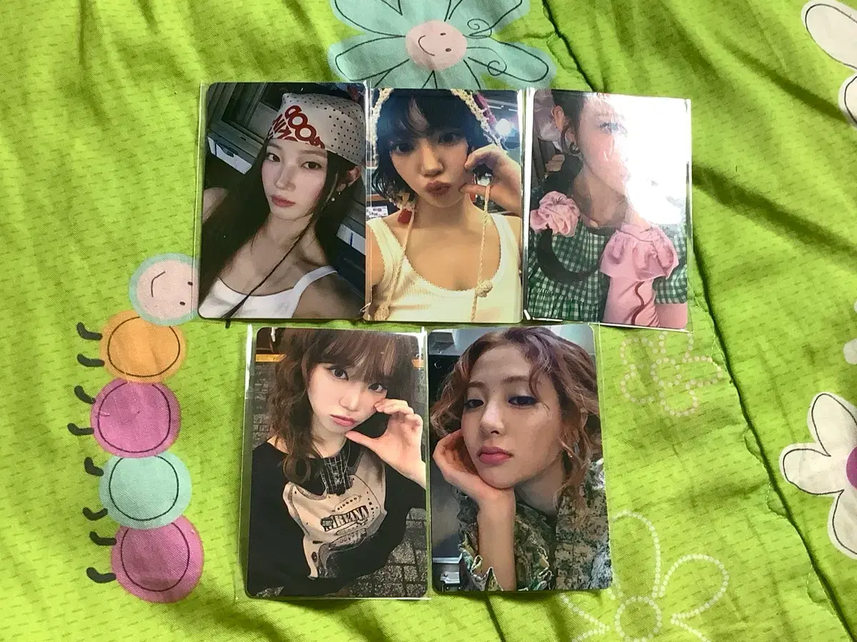 Le Sserafim photocard