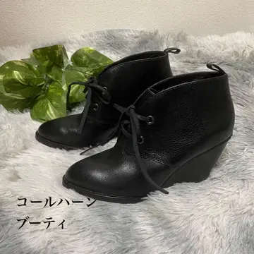 콜한 웨지힐 부티 레이스업 블랙