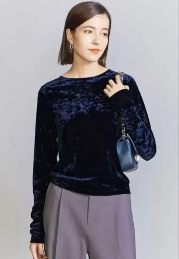 BEAUTY&YOUTH 벨벳 긴팔 상의