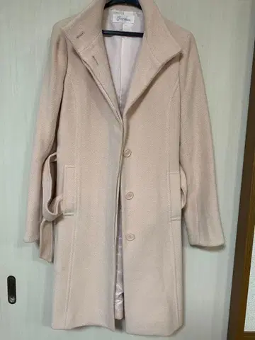 Feroux 롱 코트 허리 벨트 포함