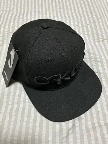 Oakley 9FIFTY 블랙 캡