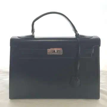 블랙 가죽 핸드백