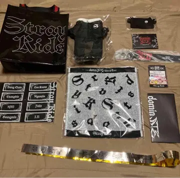 stray kids domin ATE JAPAN 왈츠 업그레이드 굿즈