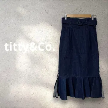 [ titty&Co. ] 레이스업 프릴 머메이드 데님 스커트 벨트 포함