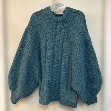 새상품급 돌먼 스웨터 블루 오샤레 귀여운 셀렉트모카 니트