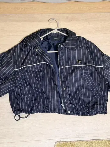 EMODA 네이비 스트라이프 크롭 자켓 F