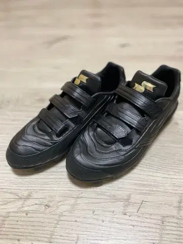 SSK 소프트볼 스파이크 28cm