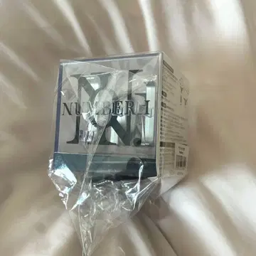 Number_i 응원봉 탑