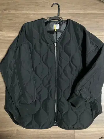 코엔 블랙 퀼팅 자켓 M 사이즈