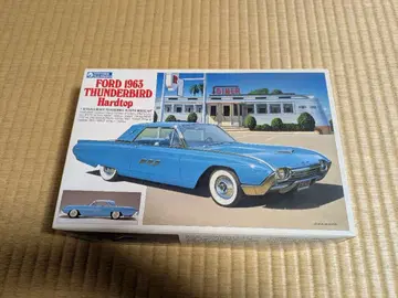 1963 Ford Thunderbird Hardtop 1/24