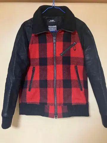 기무라 타쿠야 애용 PLEIN 카우 가죽 숄카라 절개 바시티 자켓