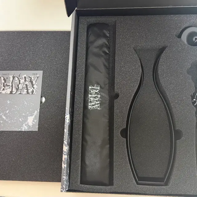 방탄 머치박스/ BTS MERCH BOX 15 슈가 부채+포카포함