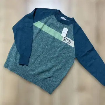 미사용 새상품 SWITCH MOTION CROCODILE 긴팔 스웨터