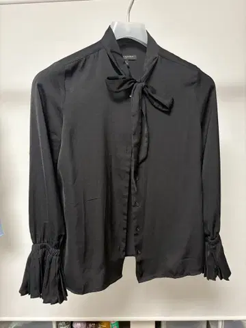 BANANA REPUBLIC 블랙 리본 포함 셔츠 S