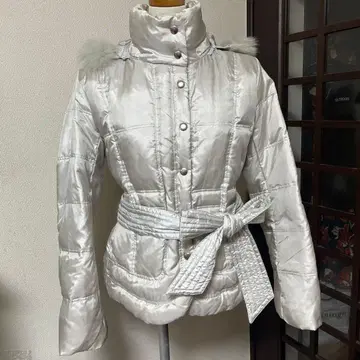 실버 퍼 달린 다운 자켓