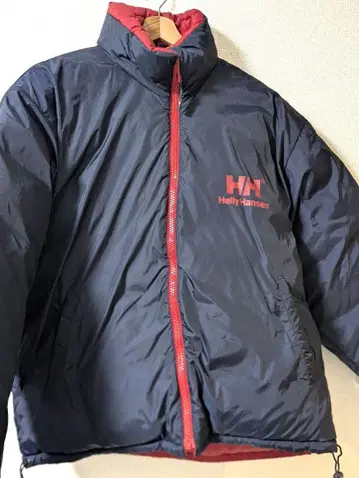 헬리 한센 다운 자켓 네이비/레드