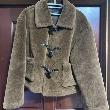 브라운 플리스 더플 코트