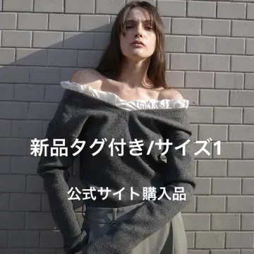 [ CLANE ] 프릴 V넥 니트 탑 사이즈 1