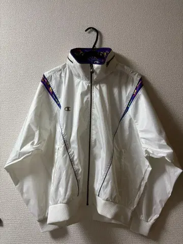 [택 포함 새상품] Champion 챔피온 나일론 자켓 화이트