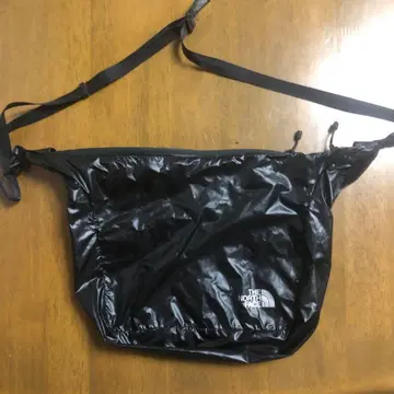 THE NORTH FACE 블랙 숄더백