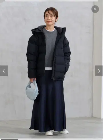 더블 새틴 스커트