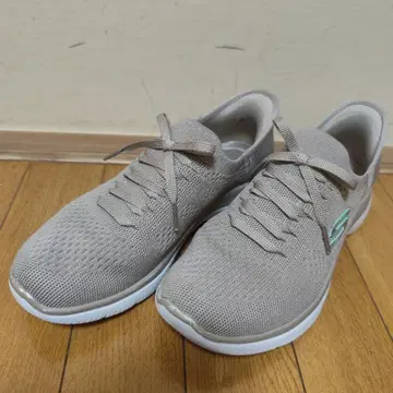 스케쳐스 슬립인즈 사이즈 24cm