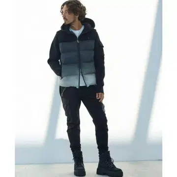 1PIU1UGUALE3 RELAX 우노피우우노구알레 니트 다운 M 사이즈