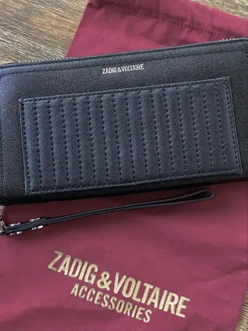 ZADIG & VOLTAIRE 자디그앤볼테르 블랙 장지갑