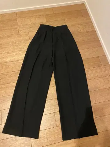 CRISCIONE 블랙 턱 포함 와이드 팬츠 XS