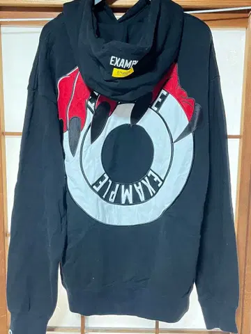 EXAMPLE x STUDIO33 후드티